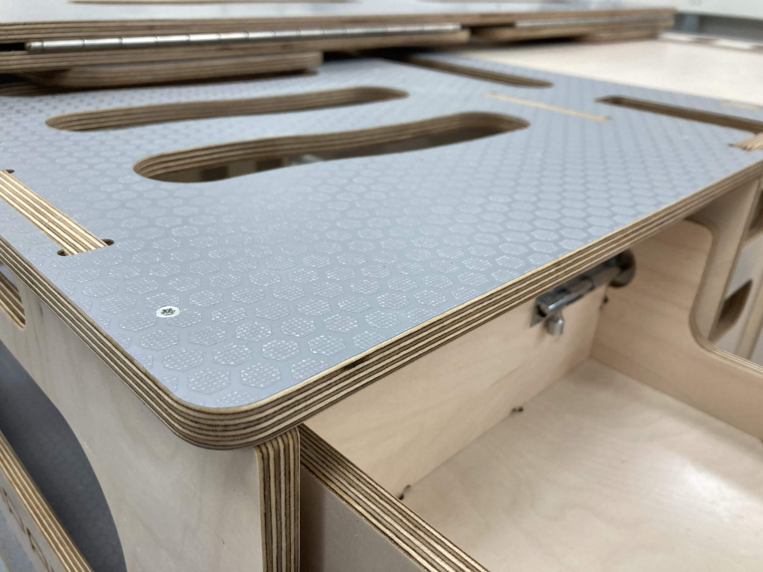 Specialist Birch Plywood DHH Panel Products Specialist Birch Plywood DHH Panel Products